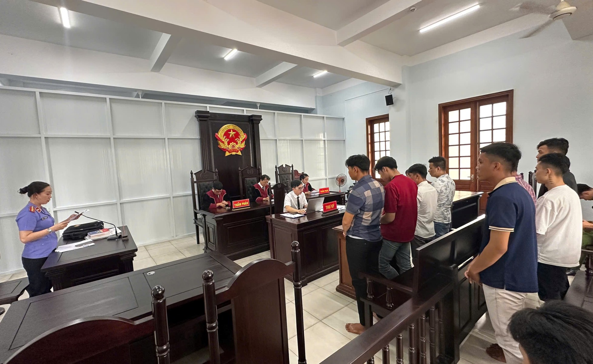 Áp dụng pháp luật theo Nghị quyết số 04/2025/NQ-HĐTP ngày 30/9/2025 của Hội đồng Thẩm phán Tòa án nhân dân tối cao trong xét xử phúc thẩm