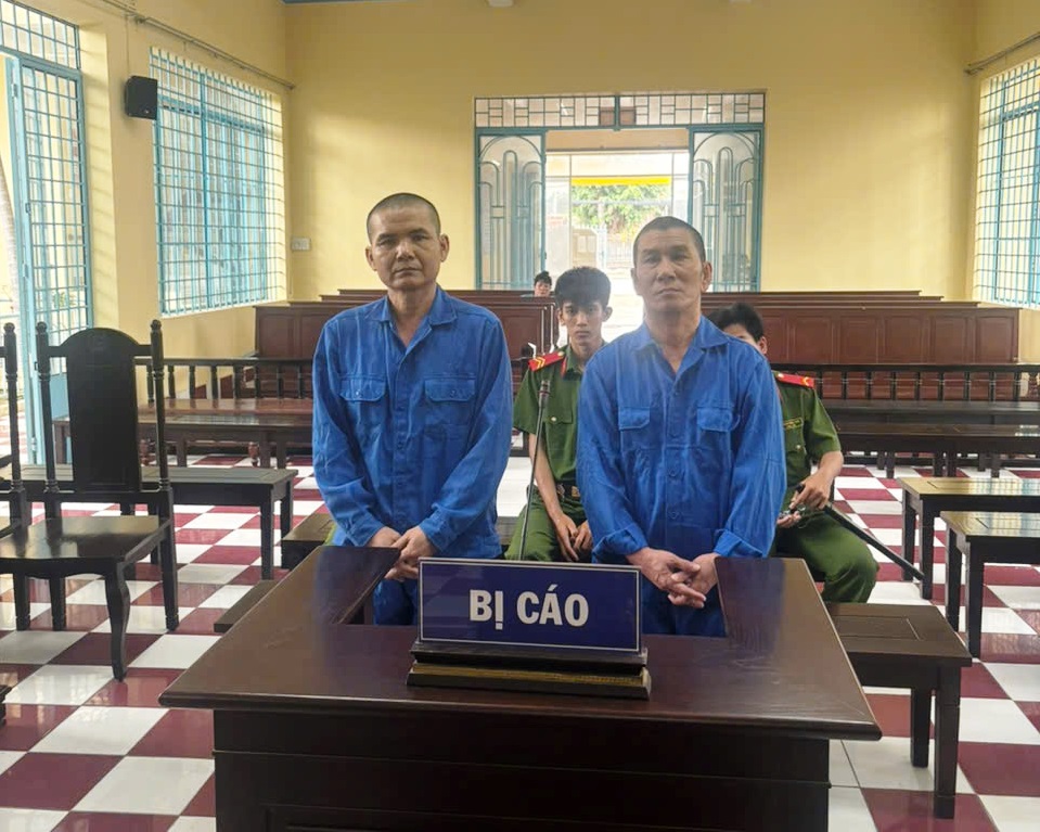 VKSND Khu vực 2 - Cần Thơ tham gia phiên toà xét xử các bị cáo liên quan đến hành vi sử dụng, tàng trữ trái phép chất ma tuý