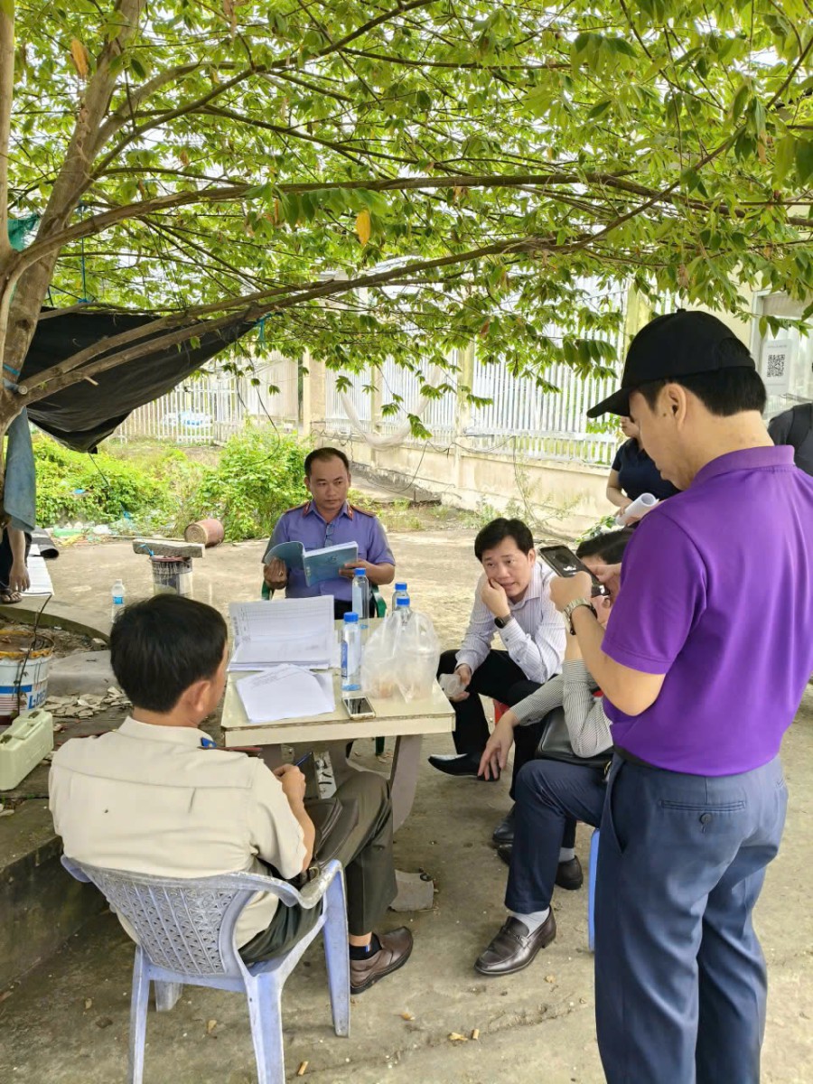  VKSND Khu vực 4 - Cần Thơ thực hiện kiểm sát việc giao tài sản thi hành án  