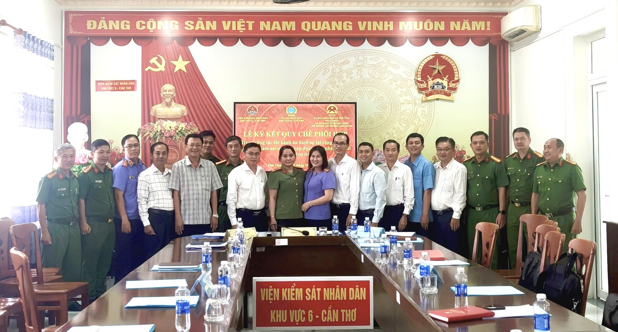VKSND Khu vực 6 ký kết Quy chế phối hợp trong thi hành án hình sự tại cộng đồng