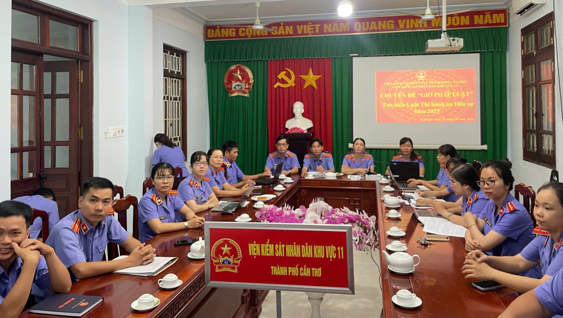 VKSND Khu vực 11 Cần Thơ ứng dụng công nghệ số trong sinh hoạt Giờ pháp luật tháng 9