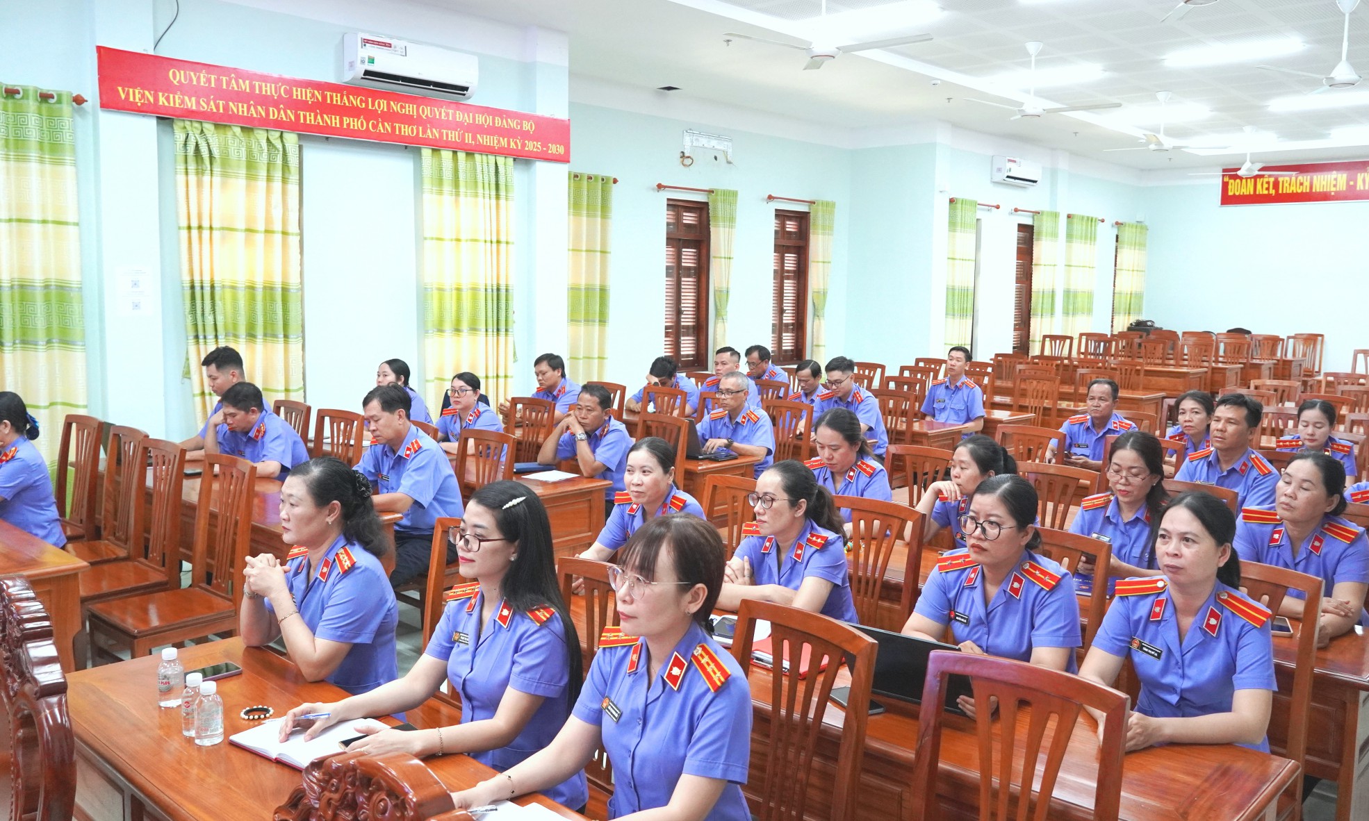 Chi bộ 1, Đảng bộ Viện kiểm sát nhân dân thành phố Cần Thơ thực hành theo Bác về tinh thần tự học