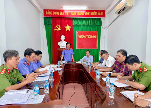 Trực tiếp kiểm sát thi hành án hình sự tại Uỷ ban nhân dân phường Thới Long