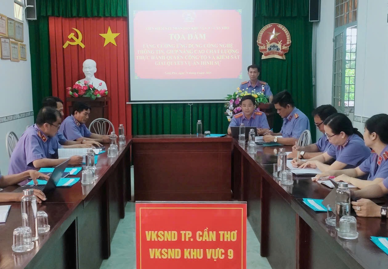 VKSND Khu vực 9 - Cần Thơ: Toạ đàm chuyên đề “Tăng cường ứng dụng công nghệ thông tin, chuyển đổi số trong công tác thực hành quyền công tố, kiểm sát án hình sự”