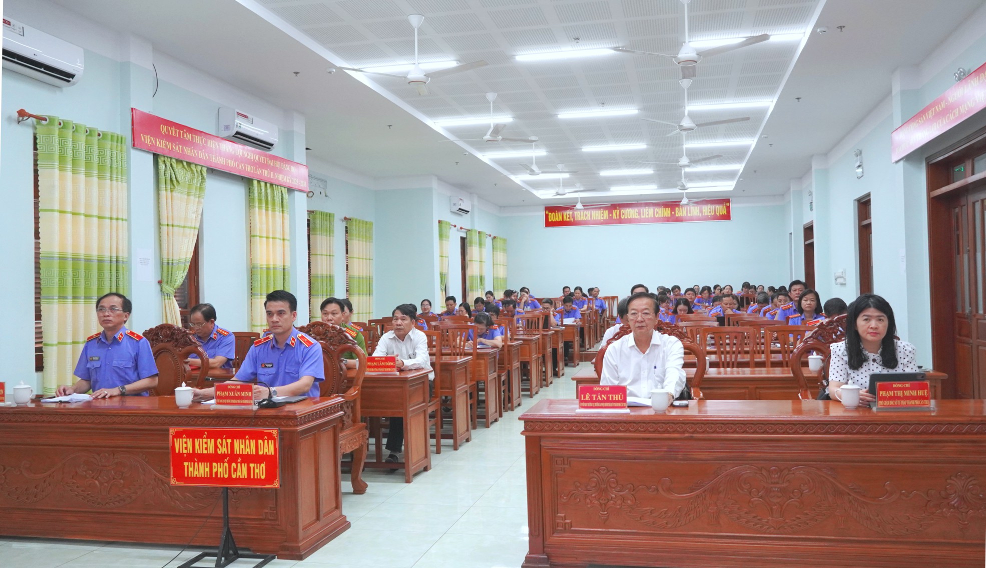 VKSND thành phố Cần Thơ: Học tập, quán triệt Chỉ thị 06-CT/TW, nâng cao trách nhiệm trong thực hiện nhiệm vụ