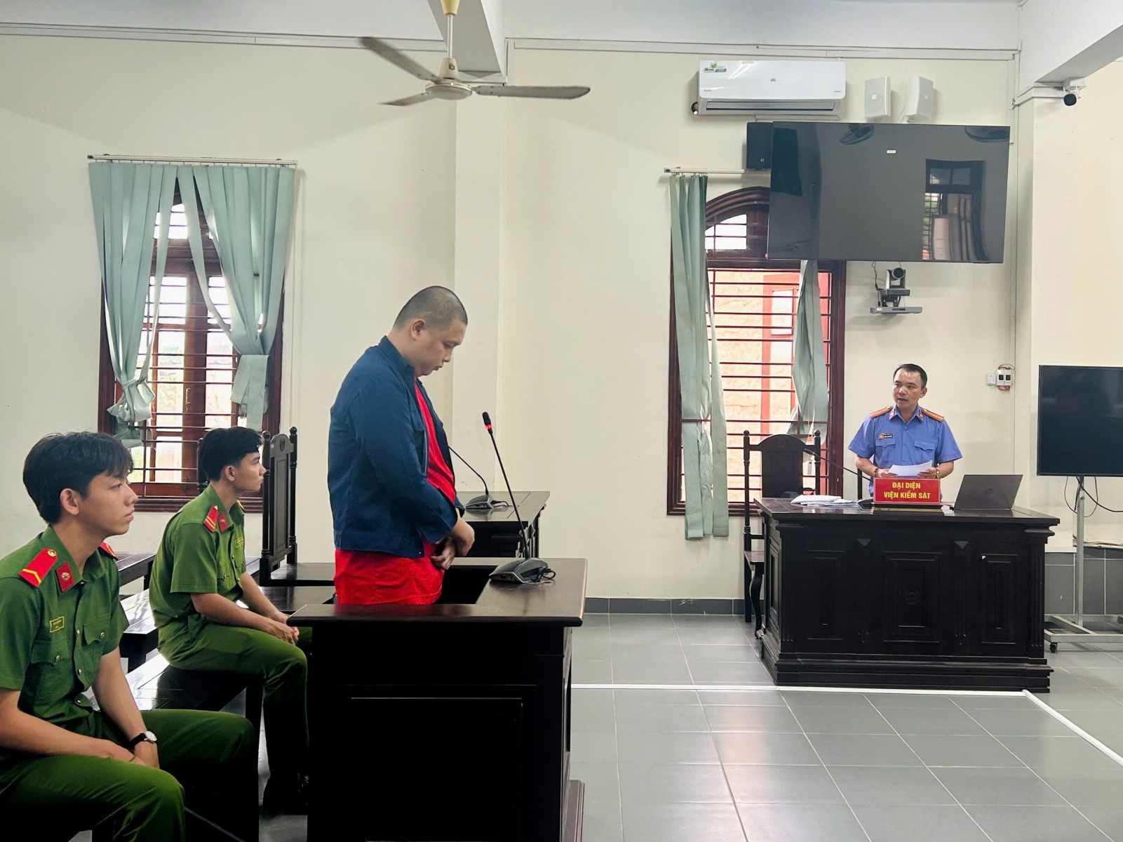 VKSND Khu vực 1 - Cần Thơ phối hợp tổ chức phiên tòa hình sự rút kinh nghiệm