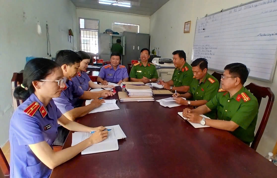 VKSND Khu vực 7 - Cần Thơ trực tiếp kiểm sát Phân trại tạm giam Thạnh Trị