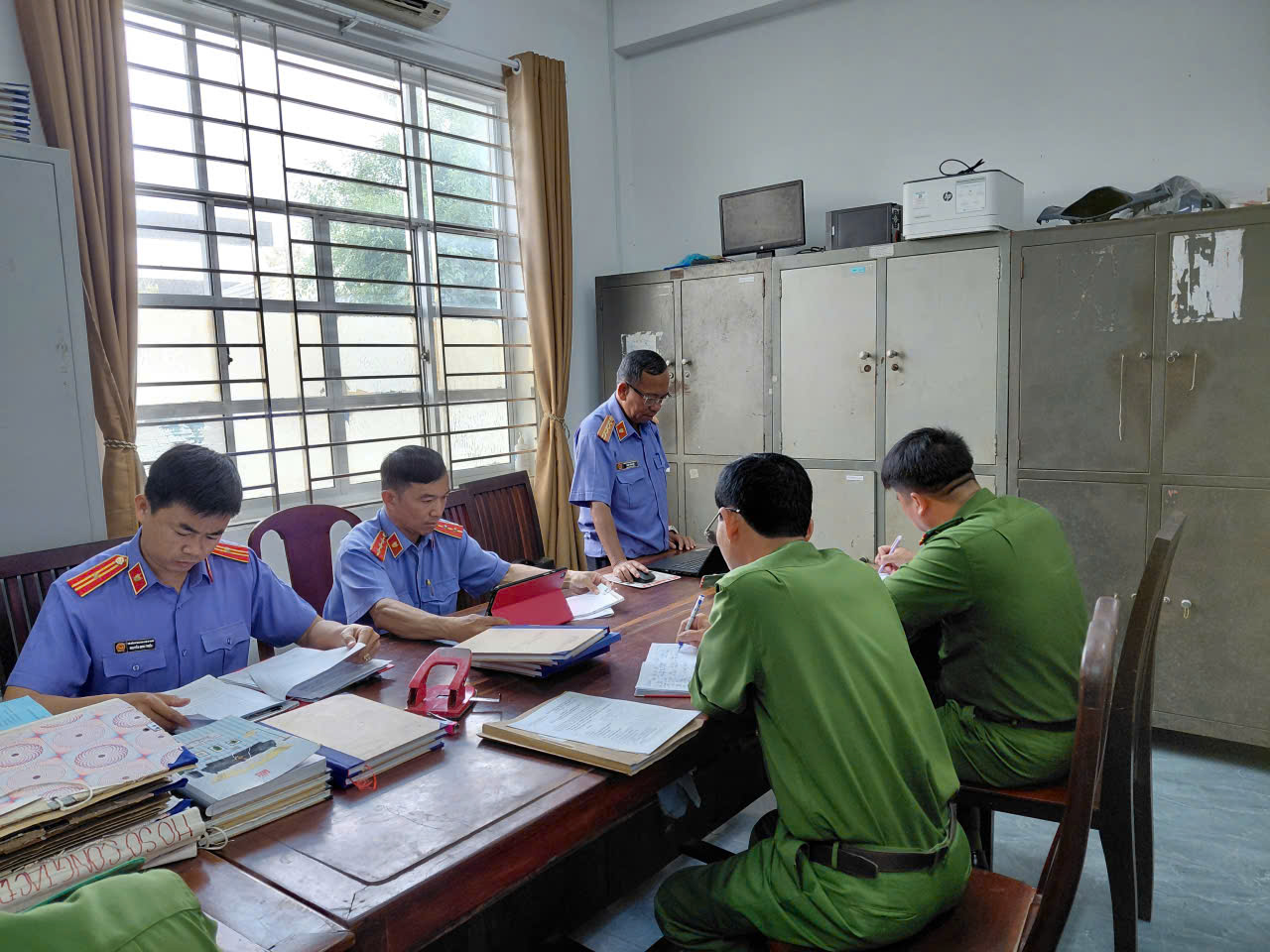 VKSND Khu vực 8 - Cần Thơ trực tiếp kiểm sát Phân trại tạm giam Vĩnh Châu