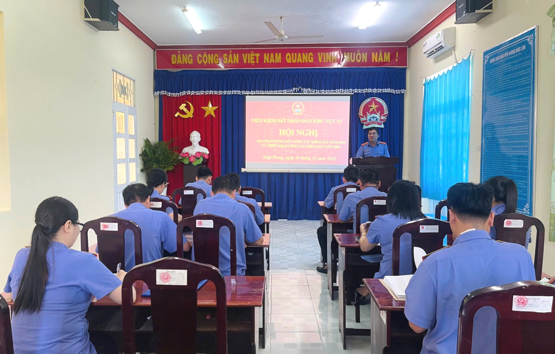 VKSND Khu vực 13: Quán triệt, triển khai thực hiện nghiêm Chỉ thị số 06-CT/TW của Bộ Chính trị 