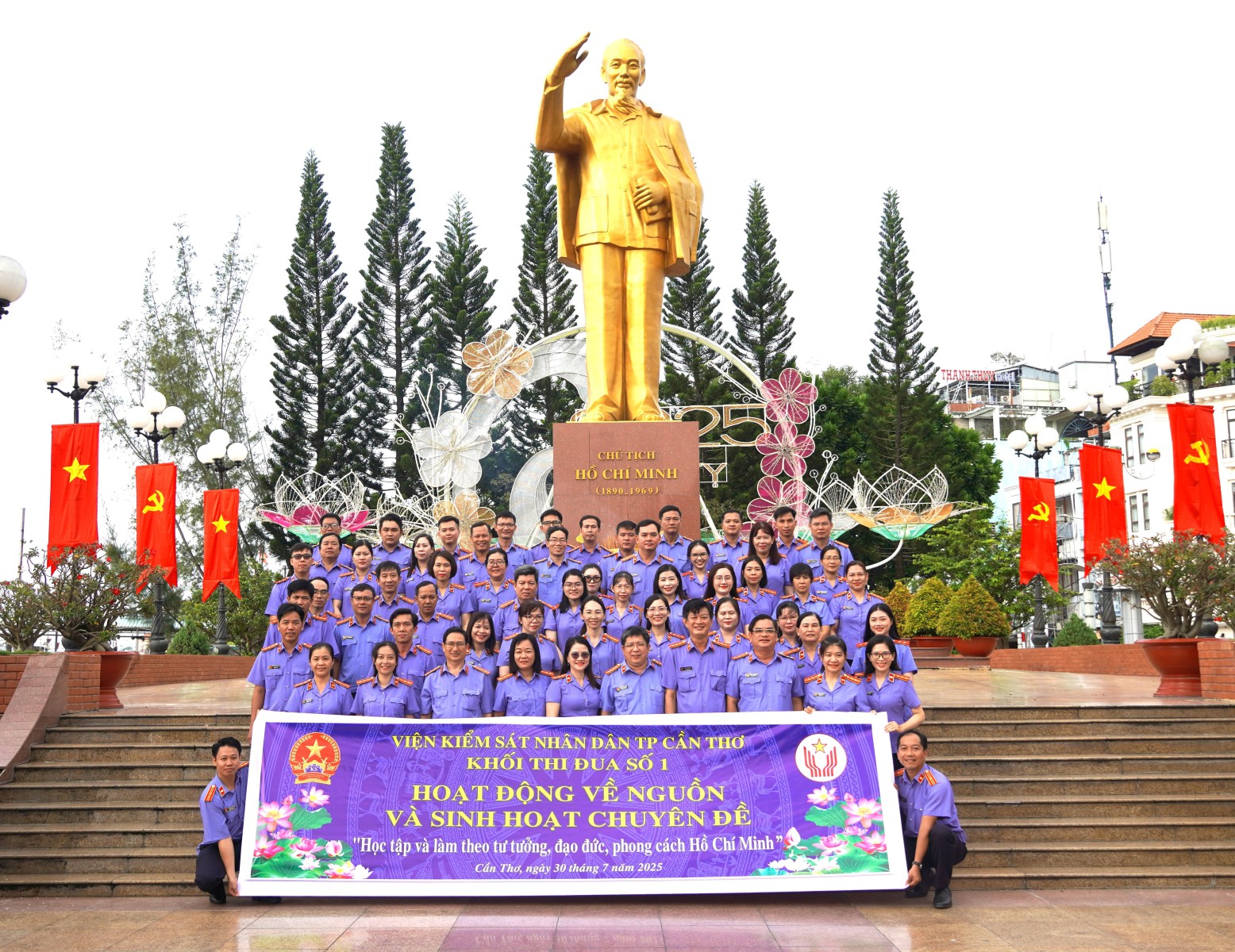 Khối Thi đua số 1, Viện kiểm sát nhân dân thành phố Cần Thơ tổ chức các hoạt động về nguồn, sinh hoạt chuyên đề năm 2025