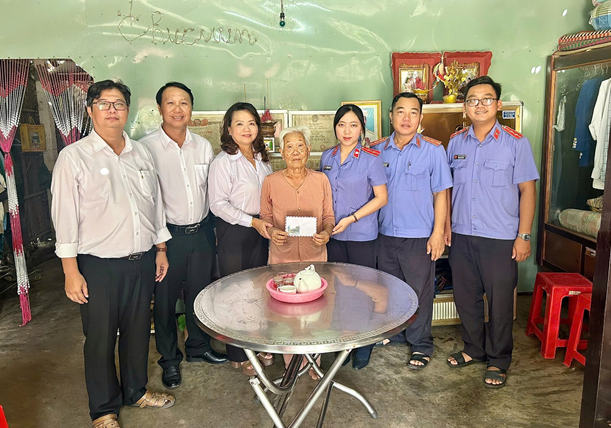 VKSND Khu vực 8 - Cần Thơ:  Tri ân Mẹ Việt Nam anh hùng có công với cách mạng