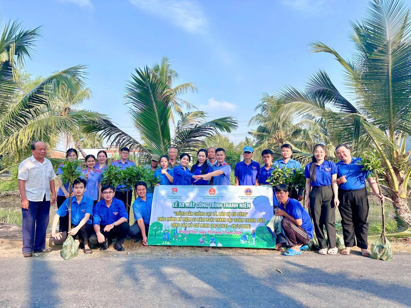 Chi đoàn VKSND Khu vực 1,2 - Cần Thơ ra mắt công trình thanh niên “Trồng cây chống sạt lở, bảo vệ bờ sông”