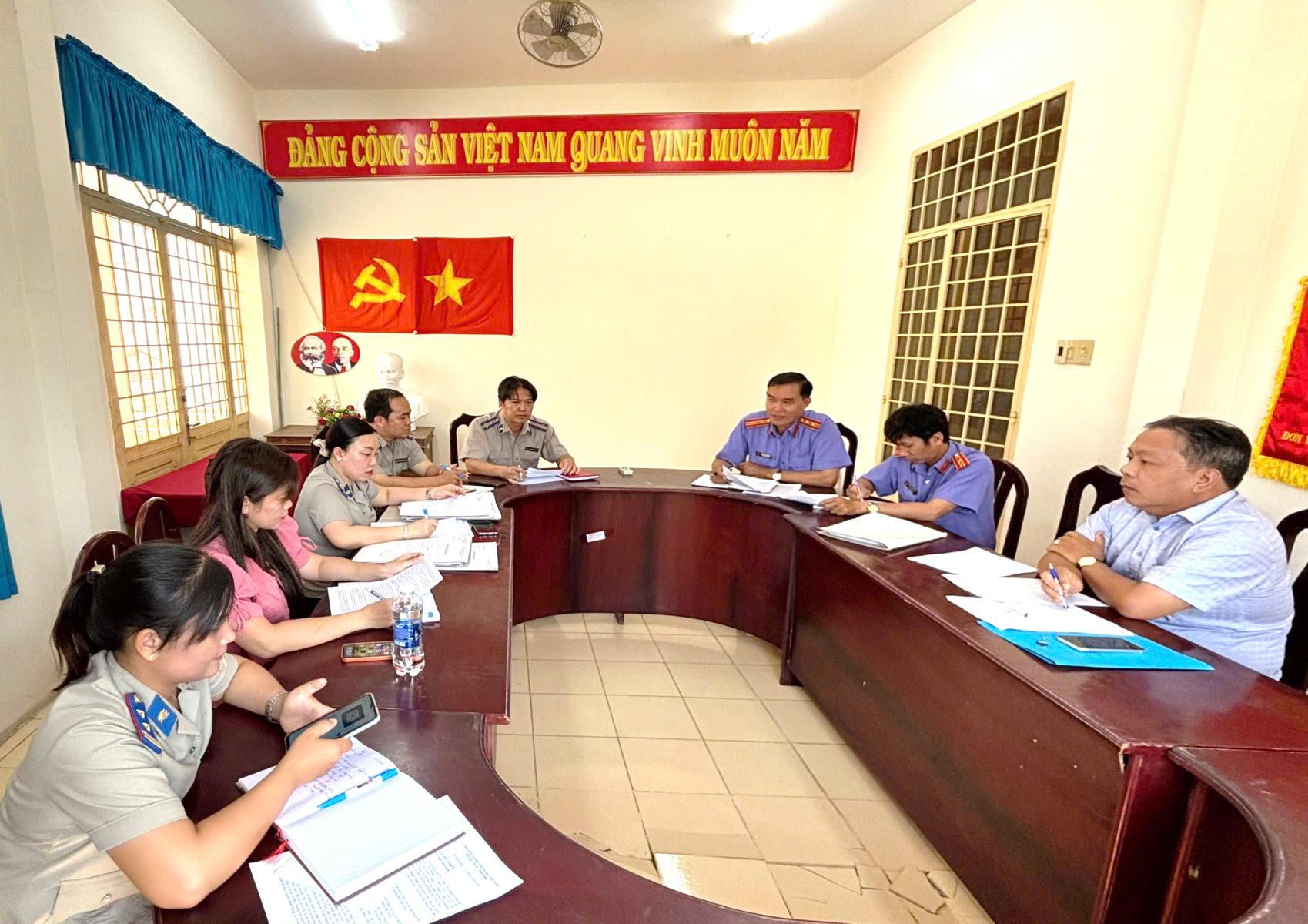 VKSND Khu vực 10 - Cần Thơ tăng cường phối hợp liên ngành trong công tác chuẩn bị cưỡng chế thi hành án dân sự
