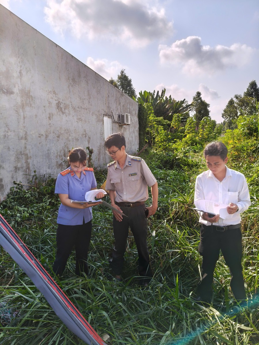 VKSND Khu vực 3 - Cần Thơ kiểm sát việc cưỡng chế kê biên tài sản thi hành án dân sự