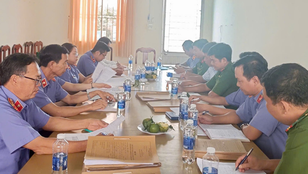 Trực tiếp kiểm sát công tác thi hành án hình sự tại UBND xã Thạnh Hòa, thành phố Cần Thơ