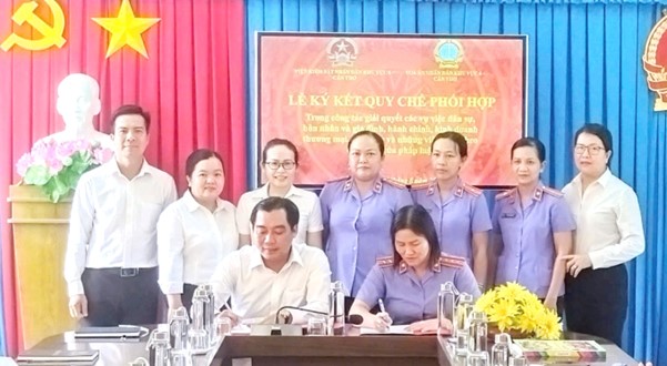 Lễ ký kết Quy chế phối hợp giữa Viện kiểm sát nhân dân Khu vực 6 và Tòa án nhân dân Khu vực 6 - Cần Thơ