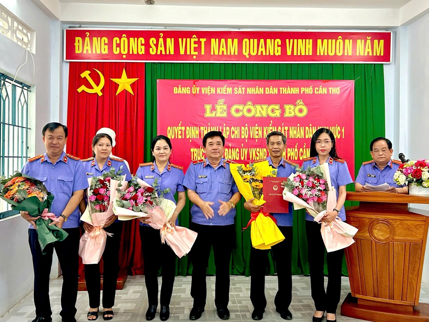Công bố Quyết định thành lập Chi bộ VKSND Khu vực 1 - Cần Thơ