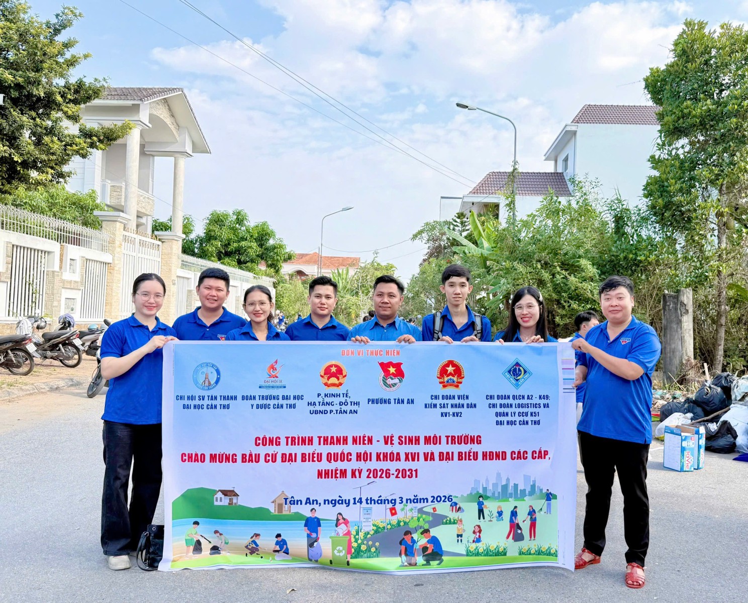 Chi đoàn VKSND Khu vực 1, 2 - Cần Thơ ra quân thực hiện công trình thanh niên