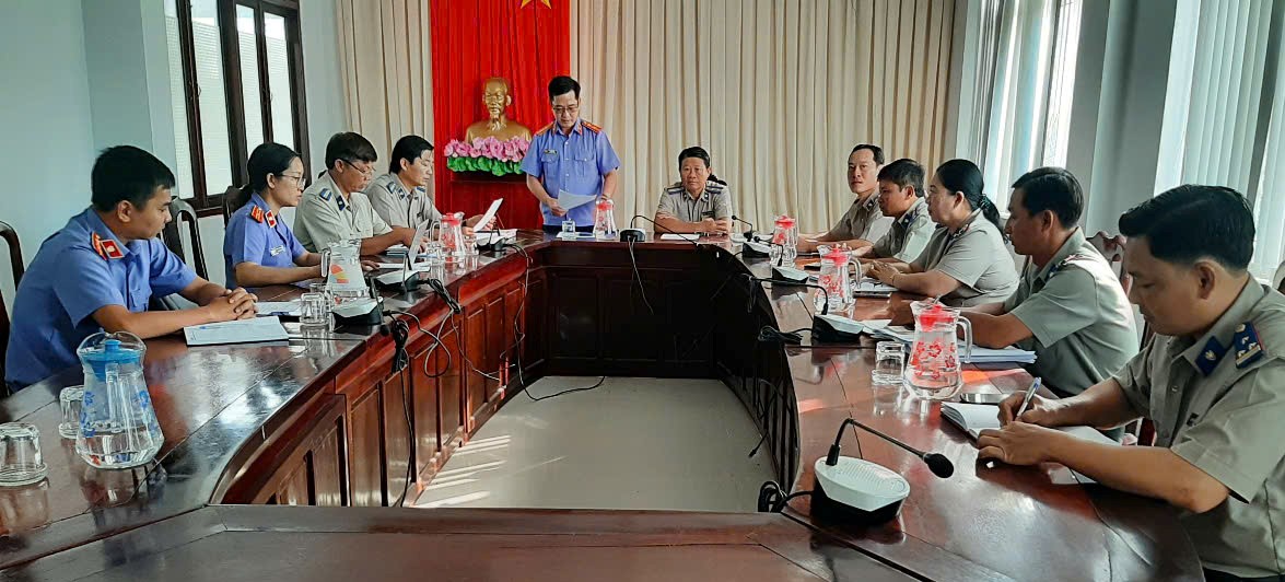 VKSND Khu vực 11 - Cần Thơ trực tiếp kiểm sát thi hành án dân sự tại Phòng Thi hành án dân sự Khu vực 11 