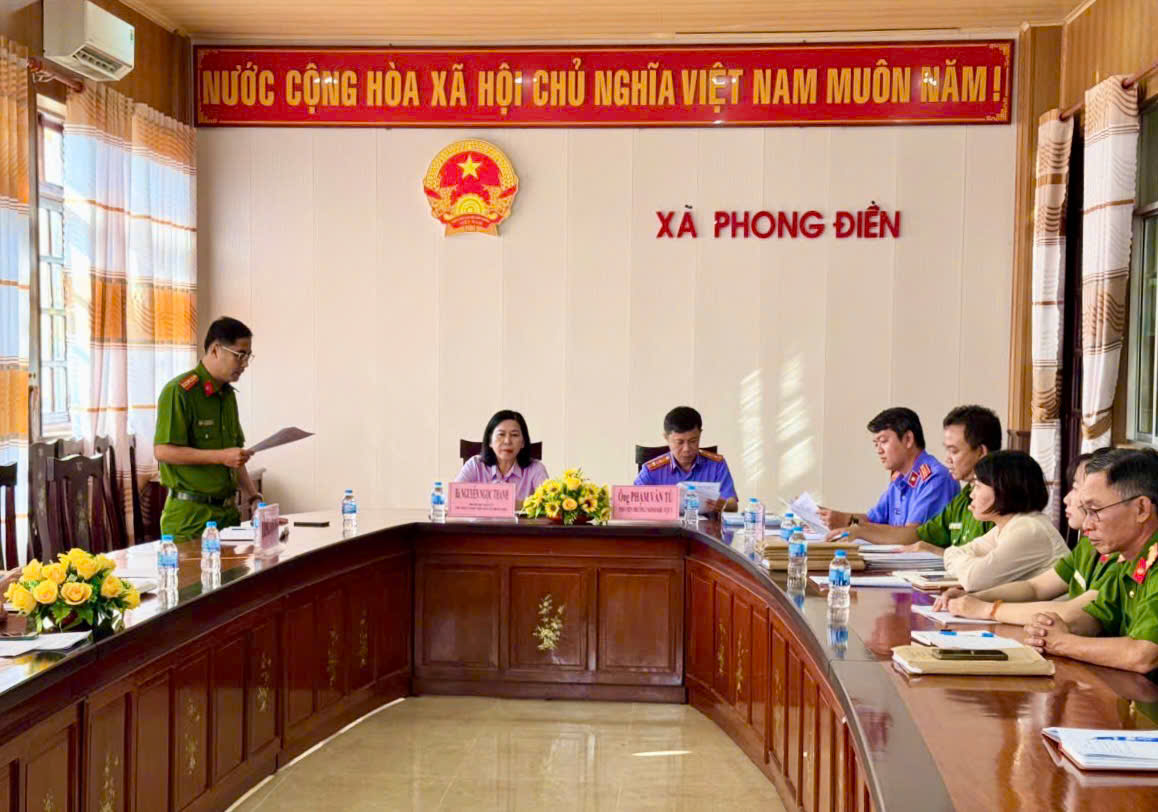 VKSND Khu vực 3 - Cần Thơ kiểm sát việc thi hành án hình sự tại cộng đồng ở xã Phong Điền