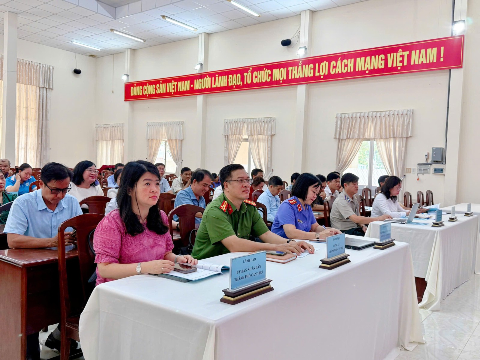 VKSND Khu vực 2 - Cần Thơ tăng cường phối hợp liên ngành trong công tác bảo vệ trẻ em bị xâm hại