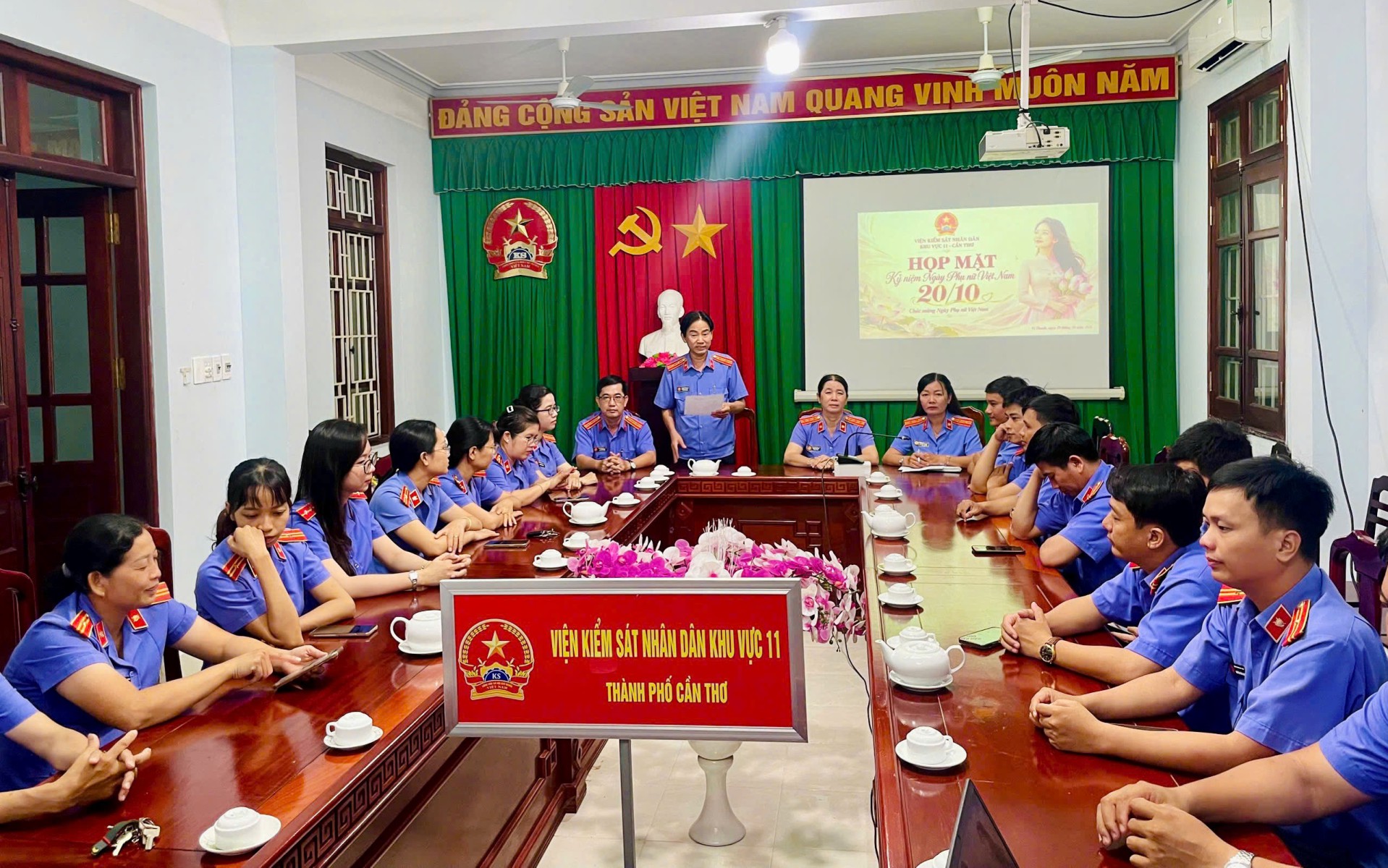 VKSND Khu vực 11 - Cần Thơ tổ chức họp mặt chào mừng ngày Phụ nữ Việt Nam 20/10