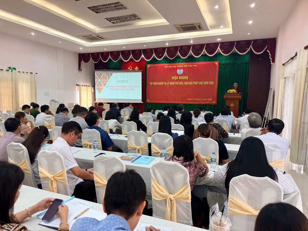 Hội viên Hội luật gia VKSND thành phố Cần Thơ tham dự Hội nghị tập huấn nghiệp vụ, kỹ năng phổ biến, giáo dục pháp luật quý III năm 2026