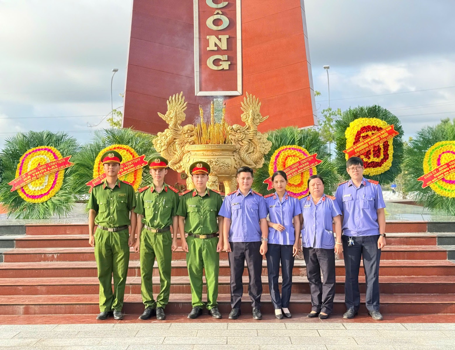 Chi đoàn VKSND khu vực 1, 2 – Cần Thơ viếng Nghĩa trang Liệt sĩ Ô Môn nhân Kỷ niệm 79 năm ngày Thương binh – Liệt sĩ