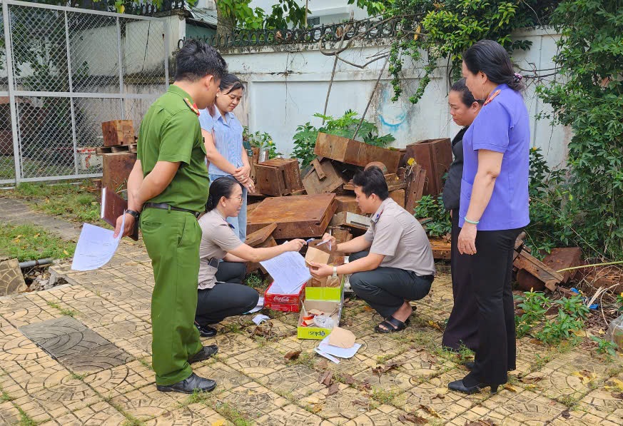 VKSND Khu vực 5 - Cần Thơ tăng cường kiểm sát việc tiêu hủy vật chứng, tài sản