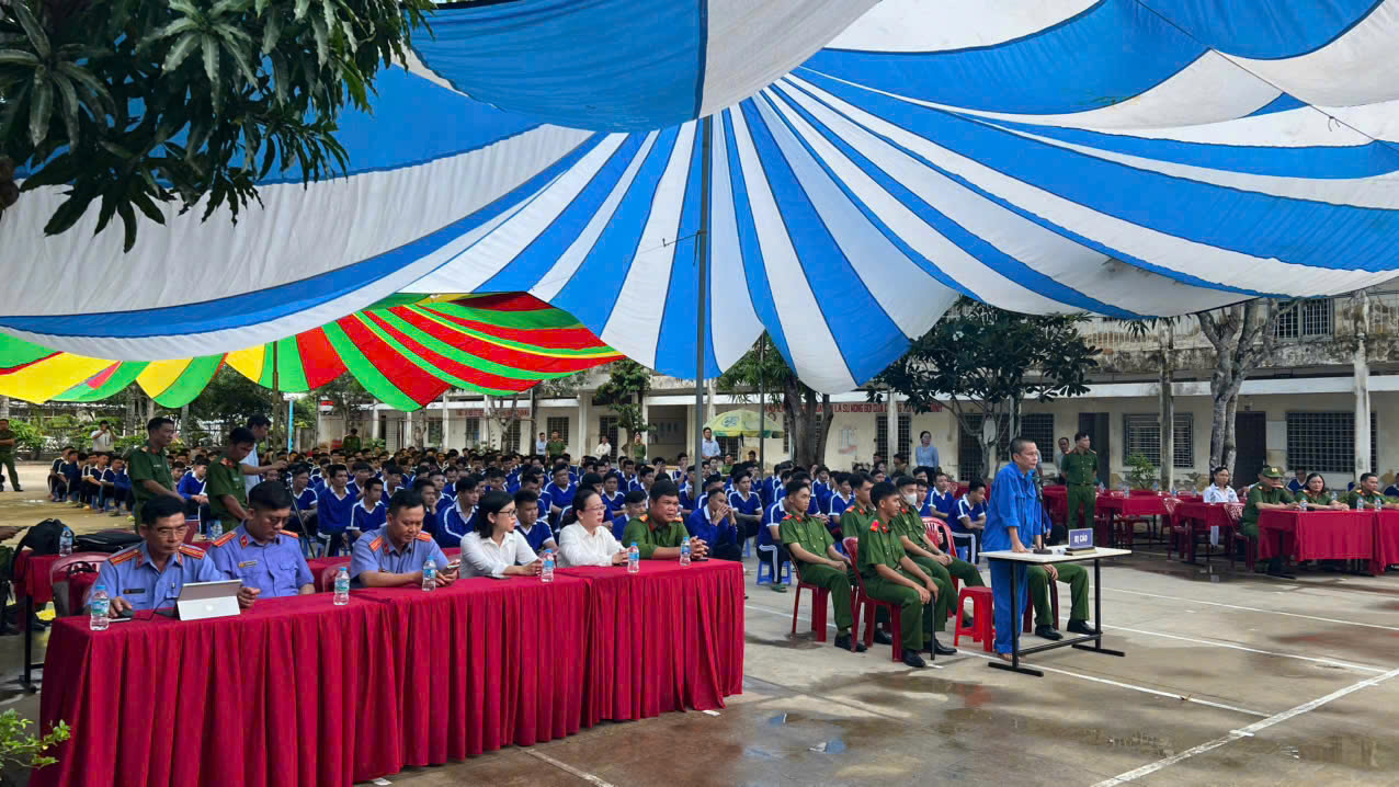 Phiên tòa rút kinh nghiệm - Thông điệp cảnh tỉnh về hiểm họa ma túy