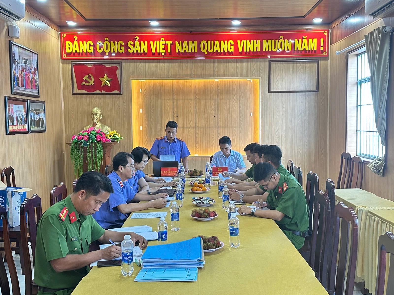 VKSND Khu vực 8 - Cần Thơ trực tiếp kiểm sát công tác giải quyết nguồn tin về tội phạm tại Công an các phường