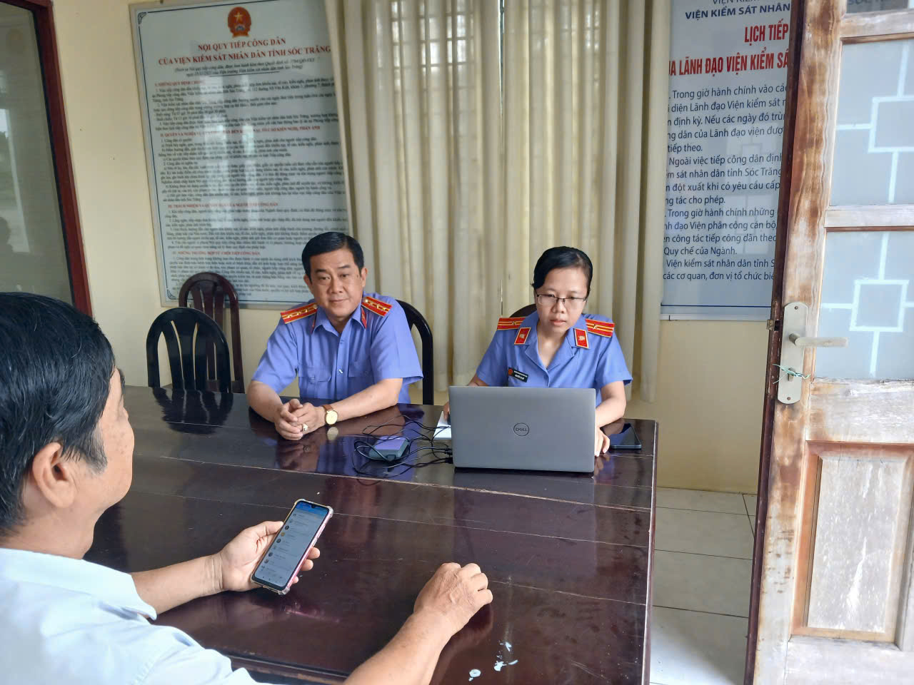 VKSND Khu vực 5 - Cần Thơ tiếp nhận thông tin phản ánh về ô nhiễm môi trường do rác thải sinh hoạt