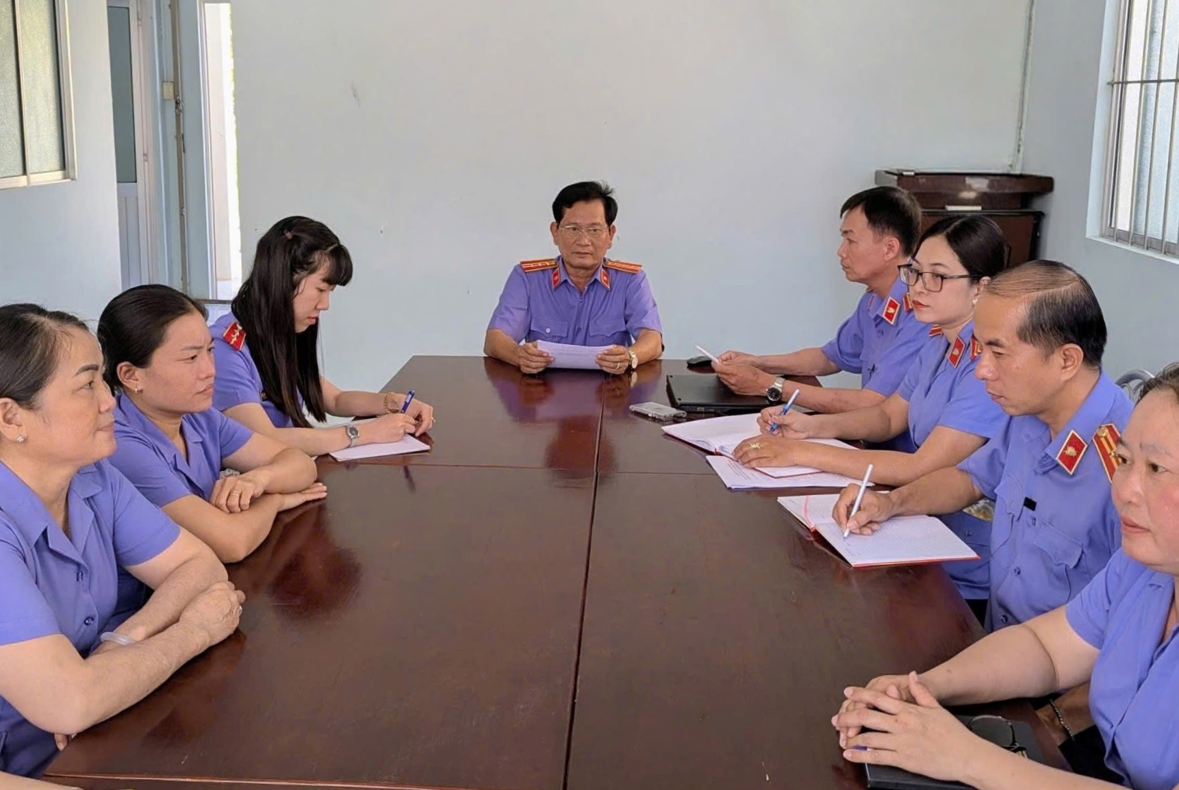 Chi bộ VKSND Khu vực 9 - Cần Thơ: Hội nghị nghiên cứu, học tập, quán triệt, tuyên truyền và triển khai thực hiện Nghị quyết Đại hội đại biểu toàn quốc lần thứ XIV của Đảng 