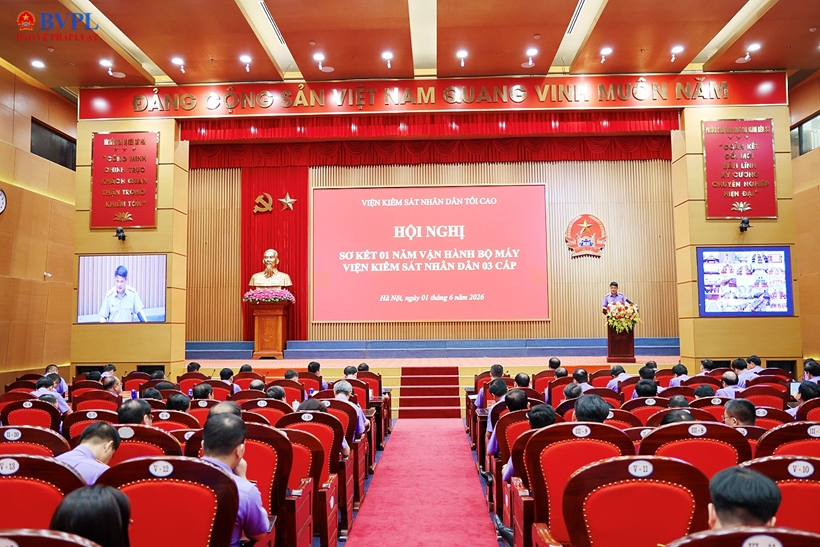 Viện trưởng Nguyễn Huy Tiến dự, chỉ đạo Hội nghị sơ kết 1 năm vận hành bộ máy VKSND 3 cấp
