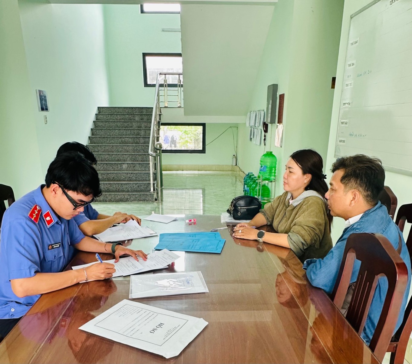VKSND Khu vực 4 - Cần Thơ tiếp nhận hồ sơ, xác minh lý lịch thí sinh sơ tuyển vào Trường Đại học Kiểm sát 