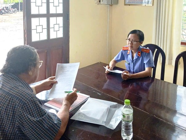 VKSND Khu vực 5 - Cần Thơ tăng cường tiếp nhận thông tin, bảo vệ người cao tuổi theo Nghị quyết số 205
