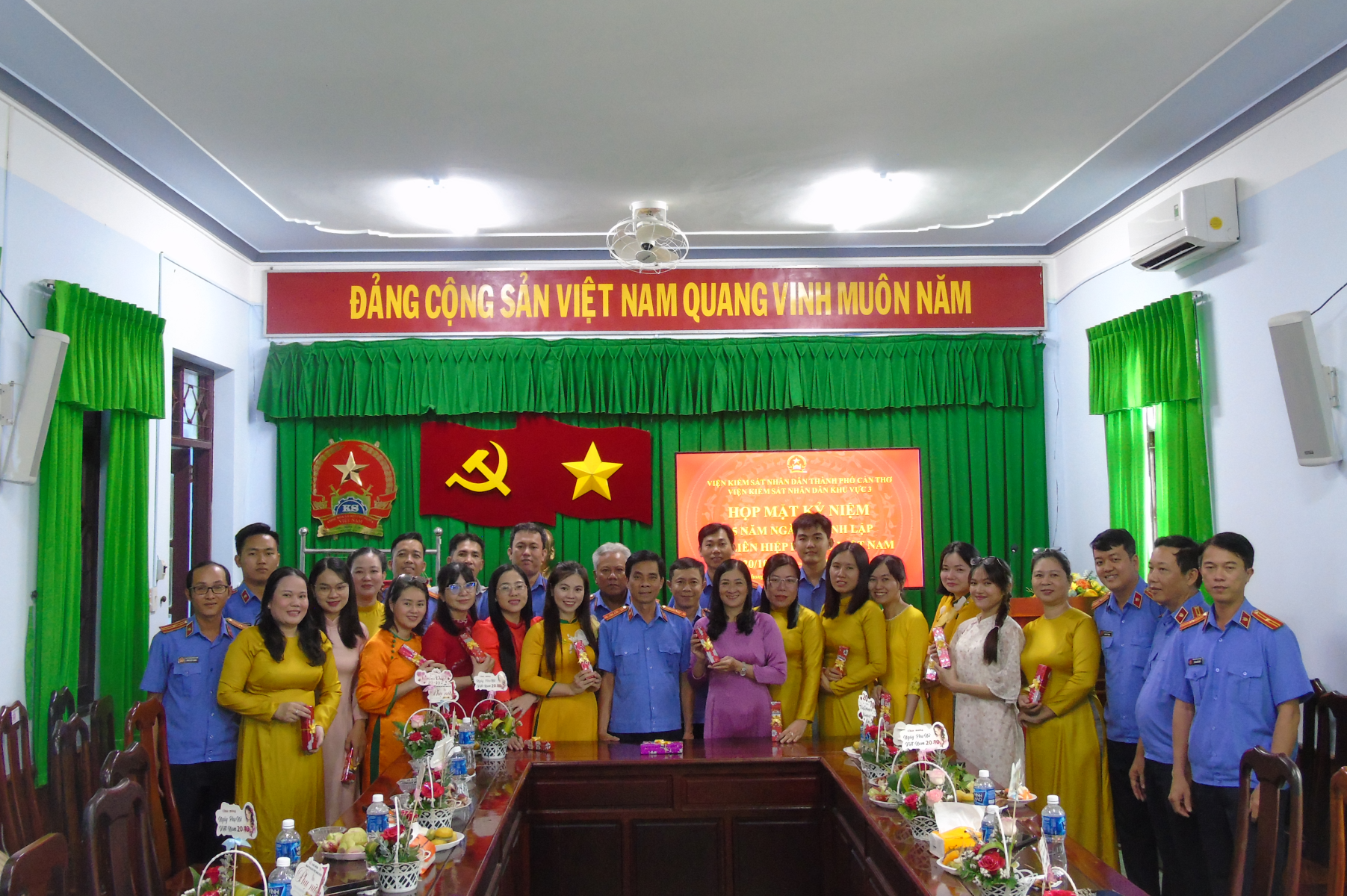 VKSND Khu vực 3 - Cần Thơ: Họp mặt Kỷ niệm 95 năm ngày Phụ nữ Việt Nam (20/10)