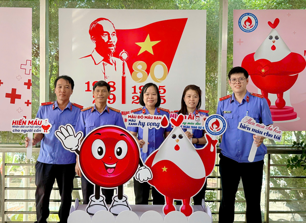 Viện kiểm sát nhân dân Khu vực 2 – Cần Thơ đã tham gia hiến máu tình nguyện