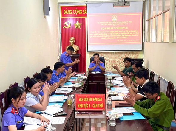  Viện kiểm sát nhân dân Khu vực 5 - Cần Thơ: Tổ chức toạ đàm nghiệp vụ liên quan lĩnh vực hình sự