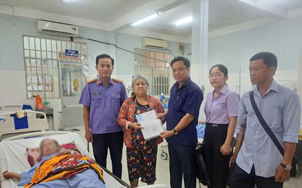 VKSND Khu vực 12 - Cần Thơ chủ động triển khai Nghị quyết 205/2025/QH 15, kịp thời bảo đảm trợ cấp cho người khuyết tật