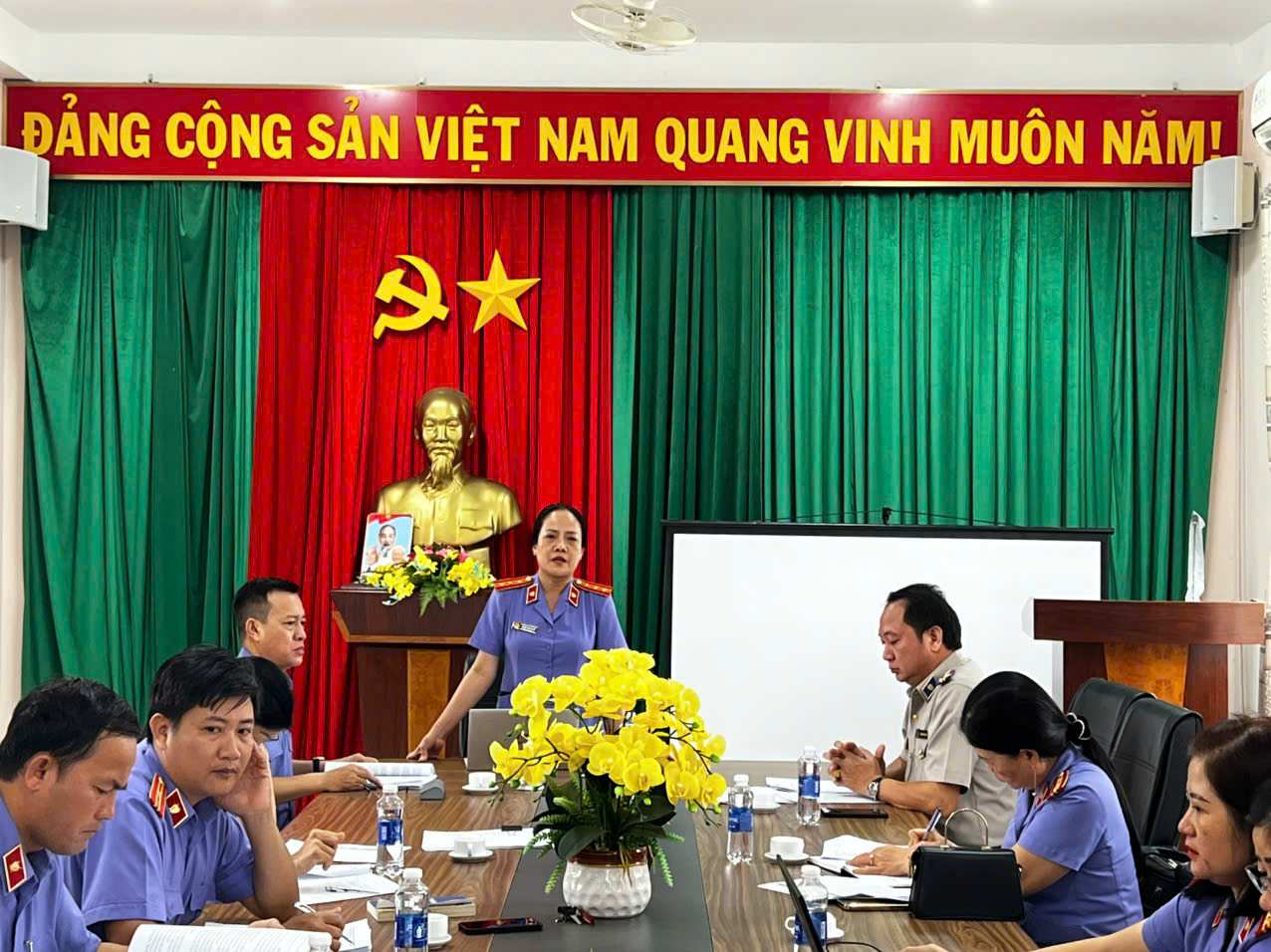 Hoàn thành công tác trực tiếp kiểm sát hoạt động thi hành án dân sự tại Phòng Thi hành án dân sự khu vực 12 - Cần Thơ