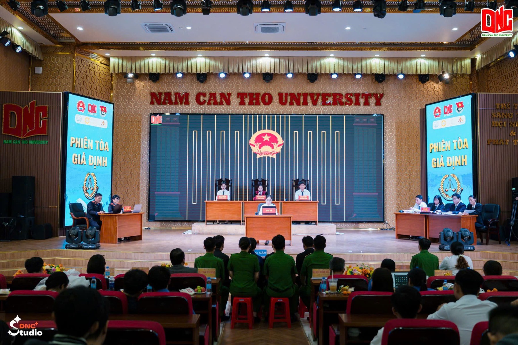 VKSND Khu vực 1, Khu vực 4 - Cần Thơ, Đoàn TNCS Hồ Chí Minh các cơ quan Đảng thành phố Cần Thơ phối hợp cùng Trường Đại học Nam Cần Thơ tổ chức thành công phiên tòa giả định vụ án hình sự “tổ chức sử dụng trái phép chất ma túy” 