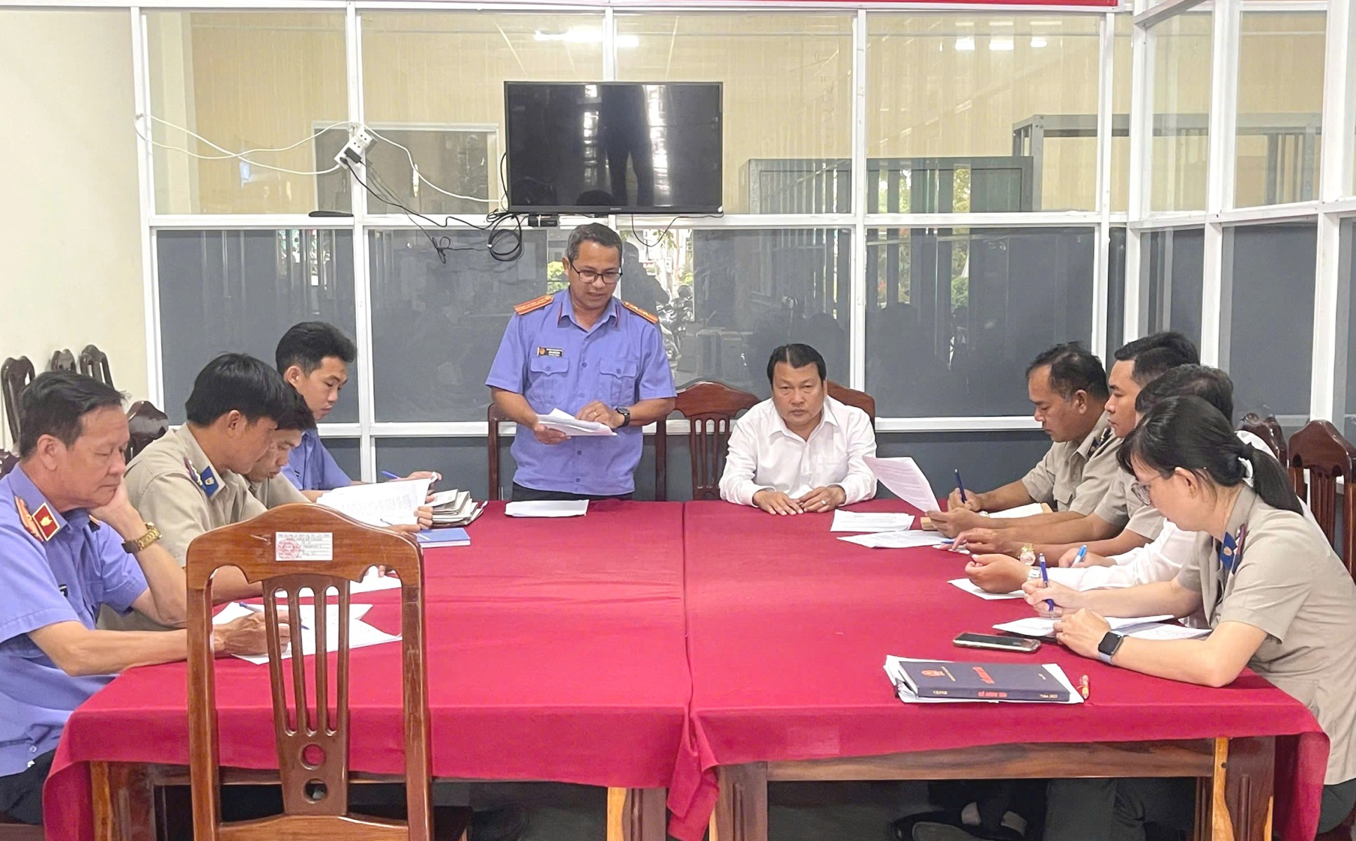 VKSND Khu vực 8 - Cần Thơ phúc tra việc thực hiện kiến nghị và kết luận trực tiếp kiểm sát trong lĩnh vực thi hành án dân sự