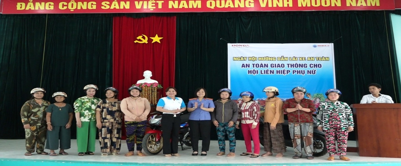 Viện kiểm sát nhân dân huyện Cờ Đỏ tham dự Lễ ra mắt mô hình “Phụ nữ với an toàn giao thông”