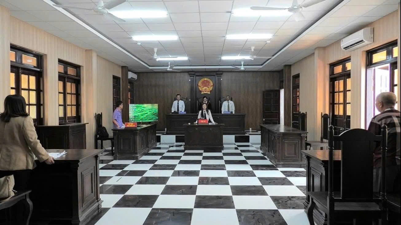 VKSND Khu vực 8 - Cần Thơ phối hợp tổ chức phiên tòa rút kinh nghiệm vụ án “Tranh chấp quyền sử dụng đất”