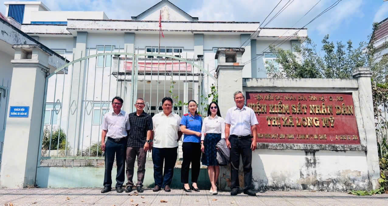 VKSND Khu vực 12 – Cần Thơ: Bàn giao trụ sở VKSND thị xã Long Mỹ (cũ) sau sáp nhập, góp phần nâng cao hiệu quả sử dụng tài sản công