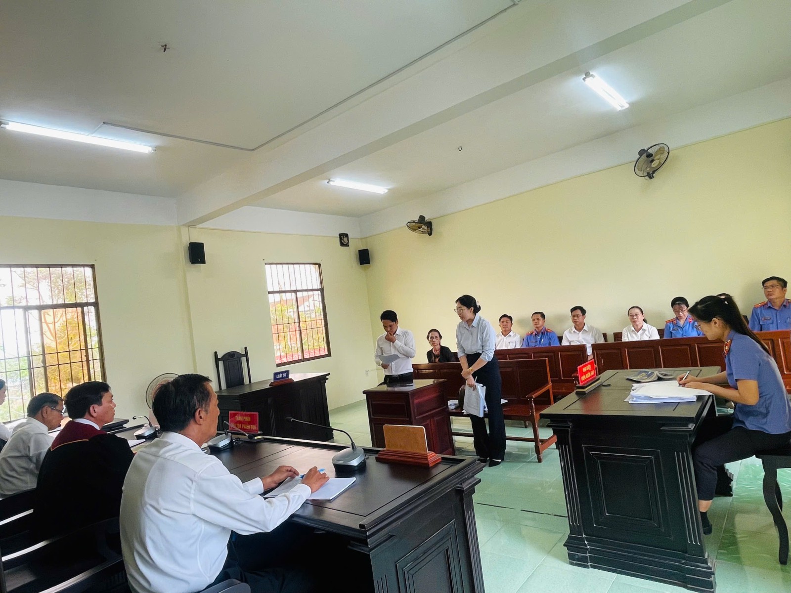 VKSND Khu vực 13 - Cần Thơ phối hợp tổ chức phiên tòa dân sự rút kinh nghiệm - Giải pháp thiết thực nâng cao chất lượng công tác kiểm sát