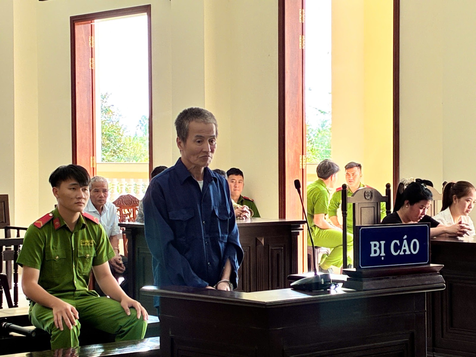 Mâu thuẫn từ việc phân chia tài sản thừa kế, em trai sát hại chị gái …