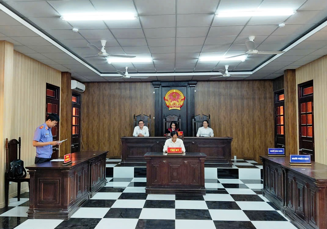 VKSND Khu vực 8 - Cần Thơ dự phiên họp xét rút ngắn thời gian thử thách án treo tại Toà án khu vực