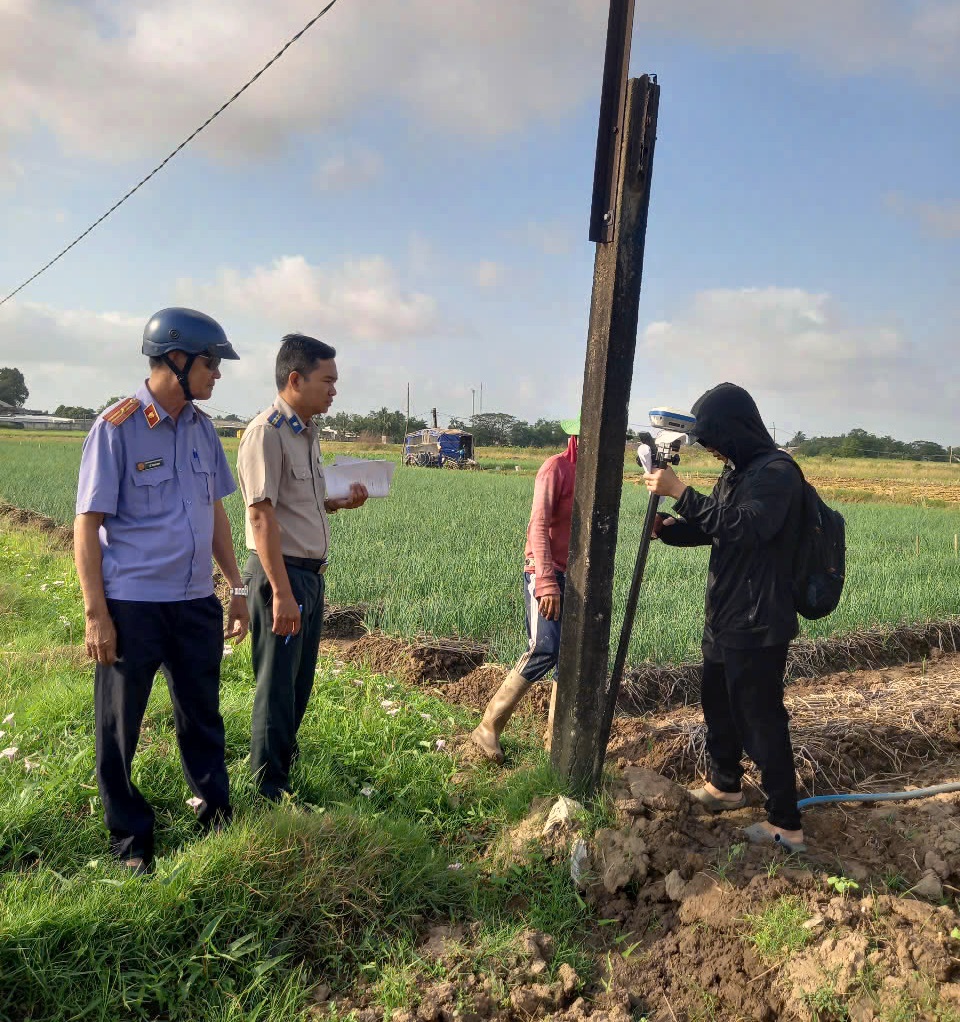 VKSND Khu vực 8 - Cần Thơ kiểm sát cưỡng chế kê biên kê biên, xử lý tài sản